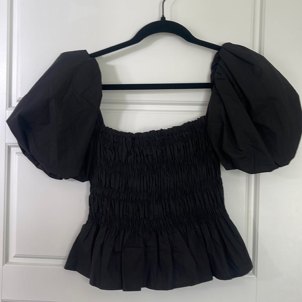 ASTR the Label Black Bubble Sleeve Top